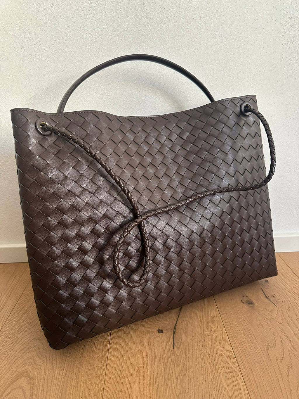 Isa woven leather shoulder bag styled shot